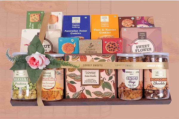 FESTIVE LUSH PLATTER